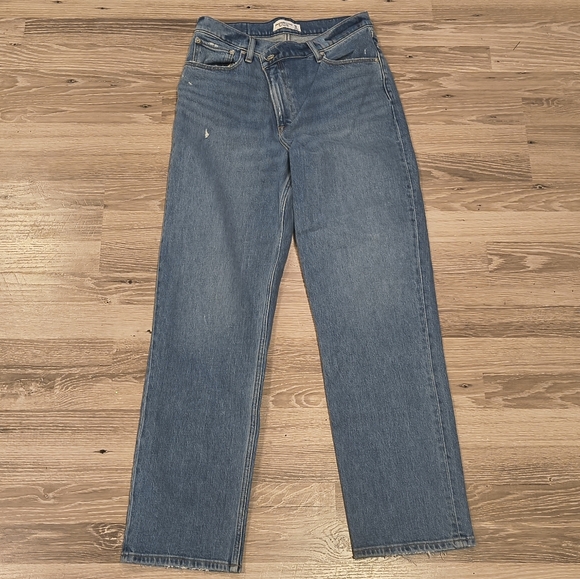 Abercrombie & Fitch Denim - Abercrombie Crossover High-Rise Straight Leg Women's Jeans